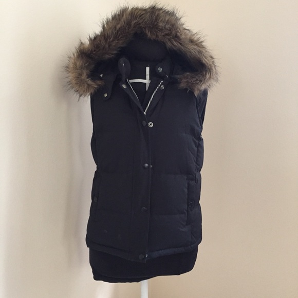 GAP Jackets & Blazers - Gap Feather Puffer Vest